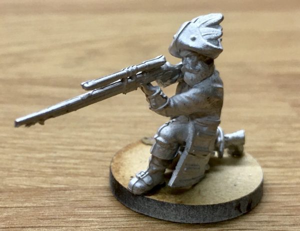 Kneeling Pirate Sniper with Scope - Sally 4th 28mm Fantasy & Gaming ...